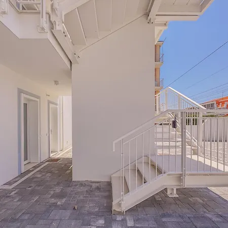 Fronte Mare & Parcheggio Privato By Host Hero Apartamento *