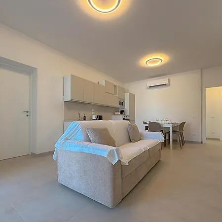 Appartement Beachfront - Ac & Private Parking By Host Hero