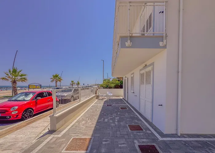 Beachfront With Ac & Private Parking By Host Hero Civitanova Marche
