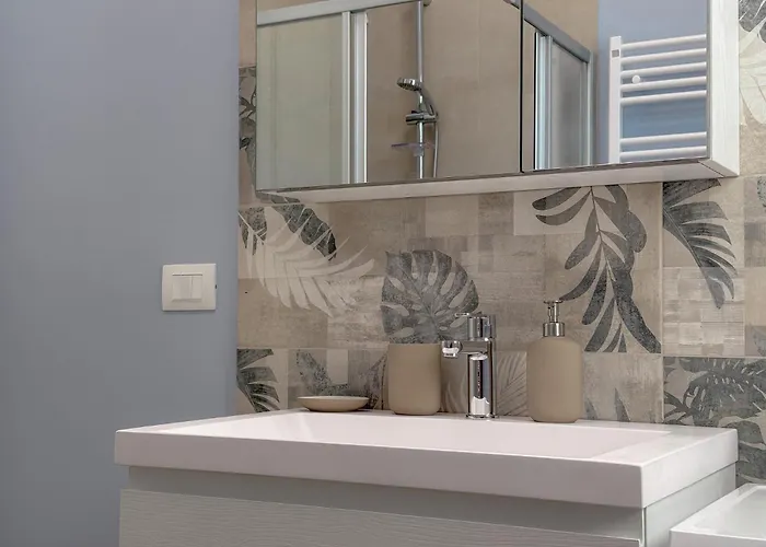 Beachfront With Ac & Private Parking By Host Hero Civitanova Marche